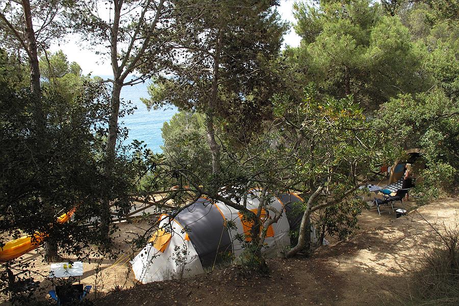 Camping Cala Llevadó bij Tossa de Mar (Gerona)