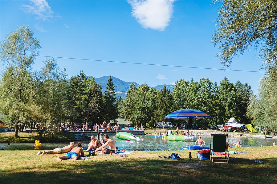 Camping Menina in Rečica ob Savinji is een kindvriendelijke camping in Slovenië