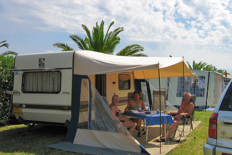 Camping Las Dunas in Sant Pere Pescador is een kindvriendelijke camping in Spanje