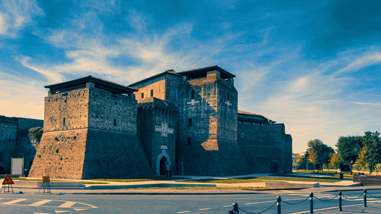 Bezoek Castel Sismondo in Rimini