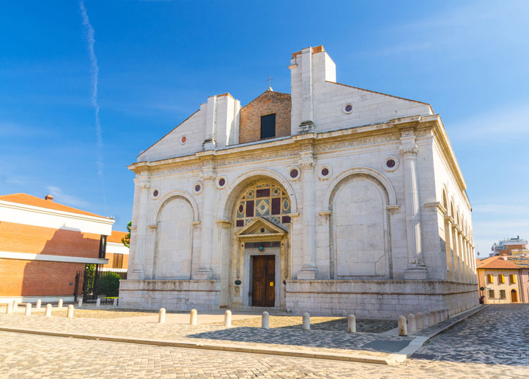 Tempio Malatestiano in Italië ontdekken